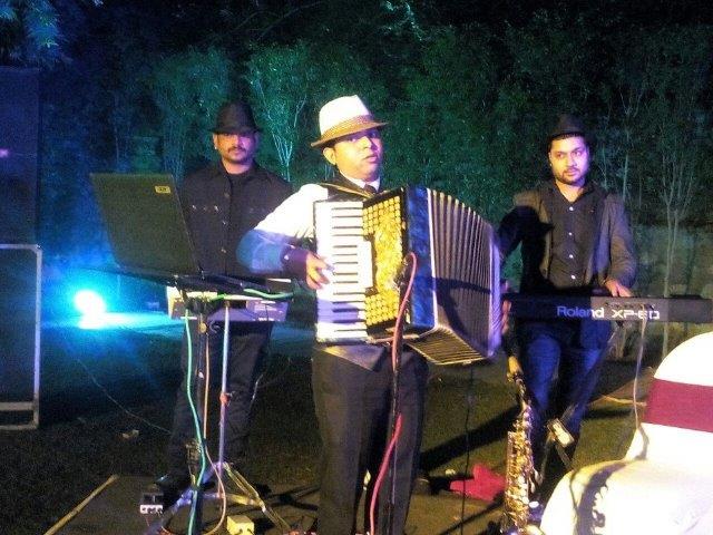 indian accordion player surat