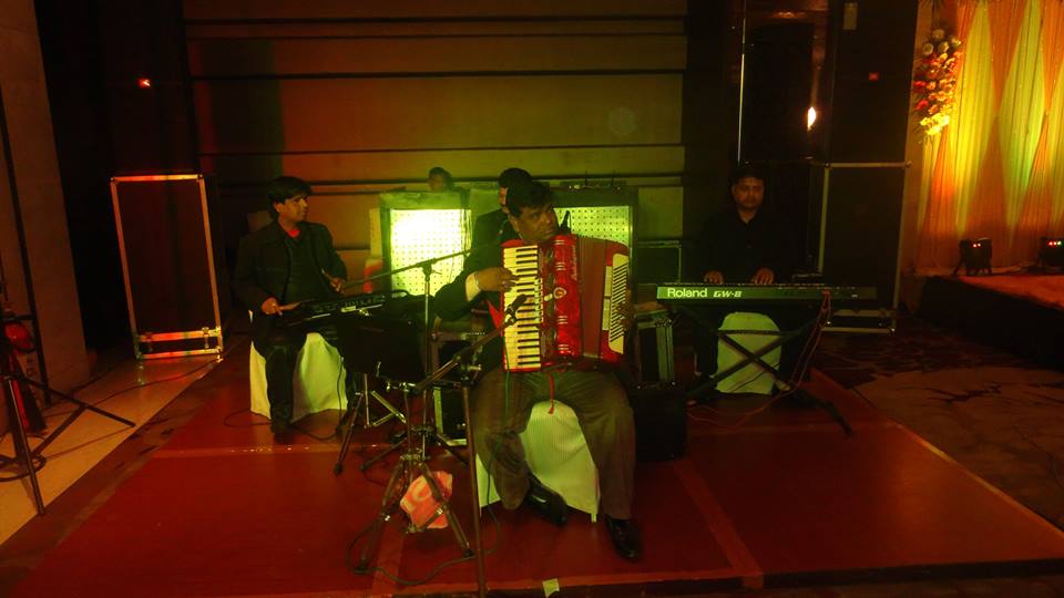accordion artist near me surat
