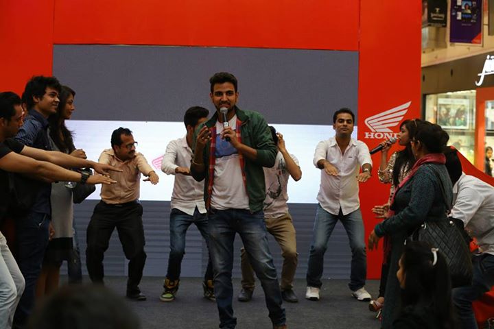 top male emcee surat