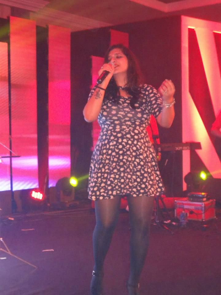female singer surat