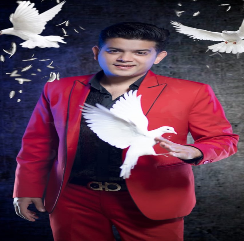 famous magician surat