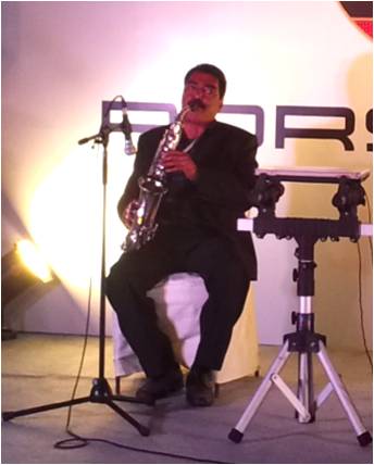 indian saxophone player surat