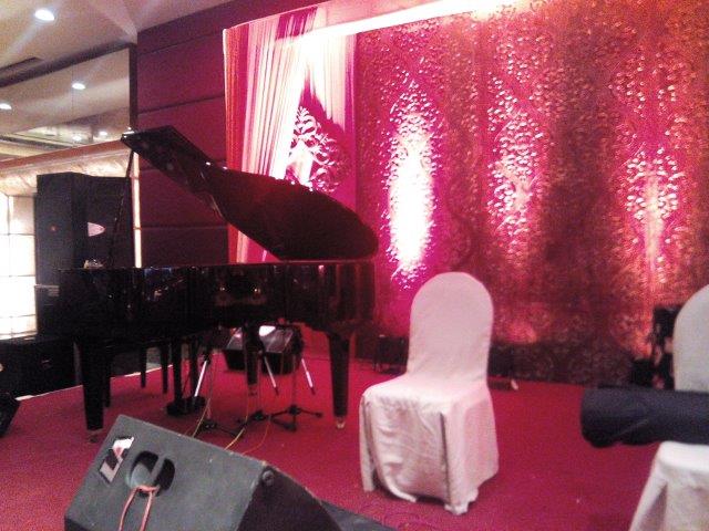 good stage and light setup for corporate surat